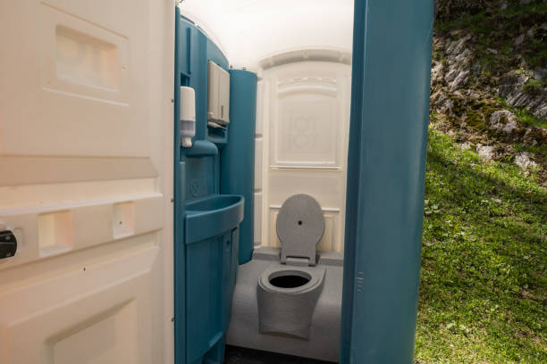 Portable bathroom rental in Glendale, CO